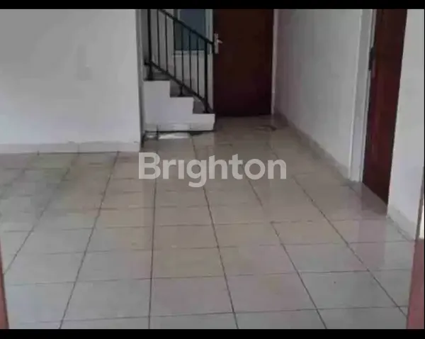 image RUMAH DIJUAL DI KOMPLEK JATINEGARA INDAH JAKTIM (3)