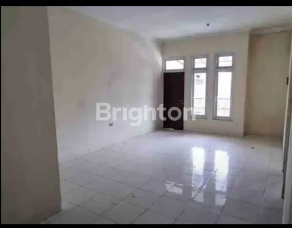 image RUMAH DIJUAL DI KOMPLEK JATINEGARA INDAH JAKTIM (5)
