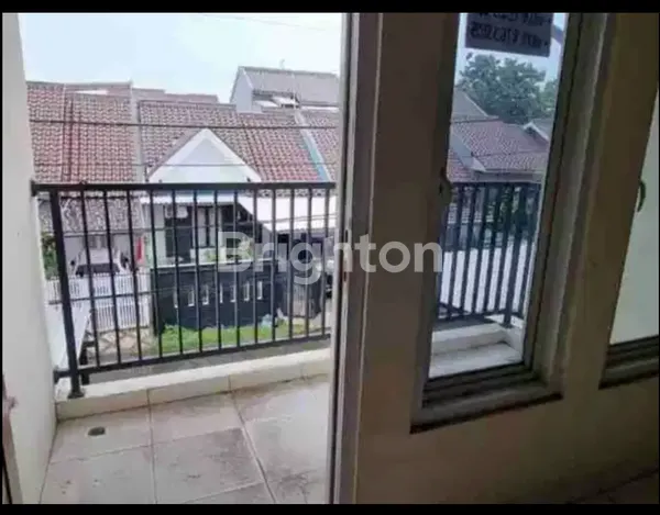 image RUMAH DIJUAL DI KOMPLEK JATINEGARA INDAH JAKTIM (8)