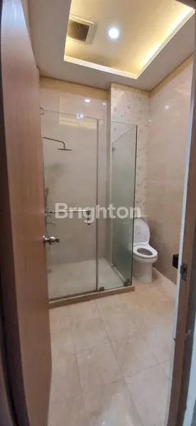 image RUMAH 3LANTAI LOKASI PREMIUM JELAMBAR GROGOL PETAMBURAN JAKARTA BARAT  (6)