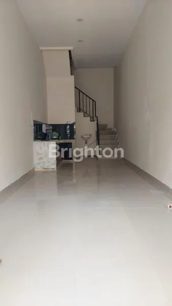 image RUMAH BARU 3 LANTAI BEBAS BANJIR DURI KEPA DEKAT TANJUNG DUREN (5)