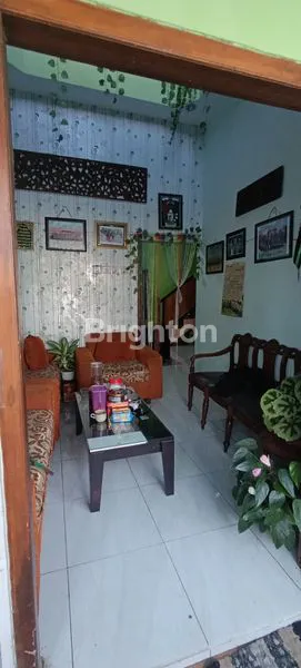 image DIJUAL RUMAH 2 LANTAI , 5 KT 3 KM DI JUNREJO BATU,  (4)