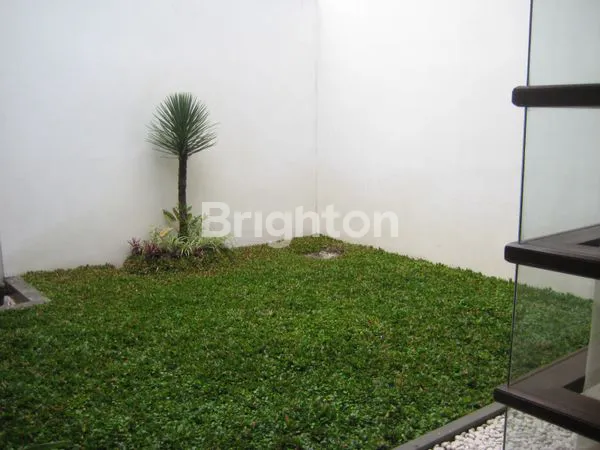 image RUMAH 1 LANTAI SIAP HUNI DI KAWASAN ELIT VILLA PUNCAK TIDAR  (3)