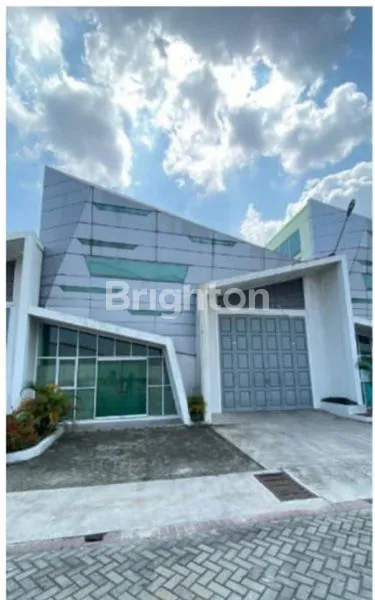 image GUDANG SIAP PAKAI DI JALAN SOEKARNO HATTA (1)