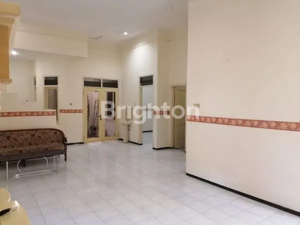 image JARANG ADA RUMAH SULFAT SATPAM 24 JAM  (3)