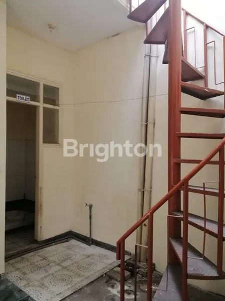 image JARANG ADA RUMAH SULFAT SATPAM 24 JAM  (8)