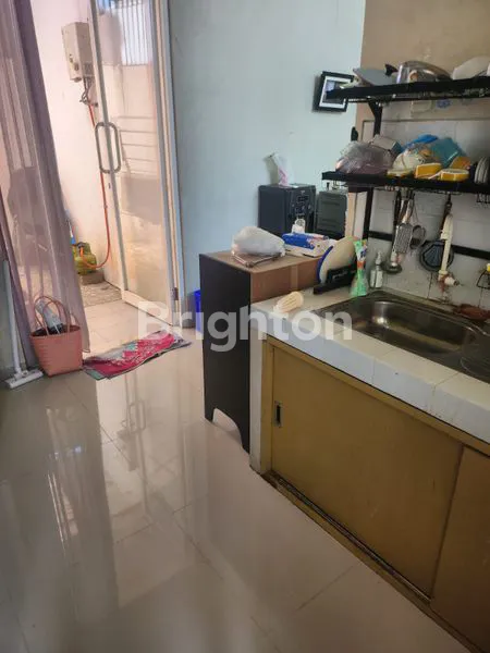 image DIJUAL RUMAH LUAS FULL FURNISHED LEGA SISA TANAH MASIH LUAS AREA CEMOROKANDANG SELANGKAH KE TOL SAWOJAJAR KOTA MALANG (8)