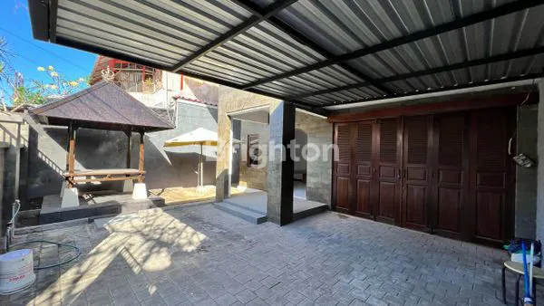 image DI JUAL RUMAH KAWASAN ELIT RENON (4)