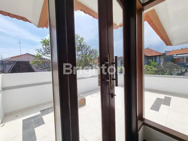 image DI JUAL RUMAH KAWASAN ELIT RENON (7)