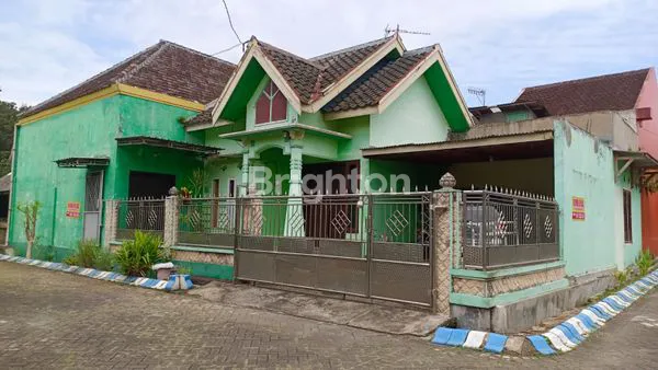 image DIJUAL RUMAH LUAS 2 KAVLING AREA BEDALI LAWANG KABUPATEN MALANG SELANGKAH KE TOL LAWANG SELANGKAH KE SINGOSARI STRATEGIS (1)