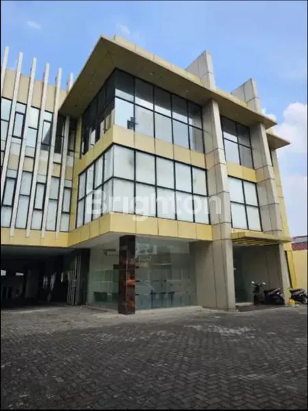 image GEDUNG KOMERSIAL STRATEGIS - JALAN RAYA - BINTARO (1)