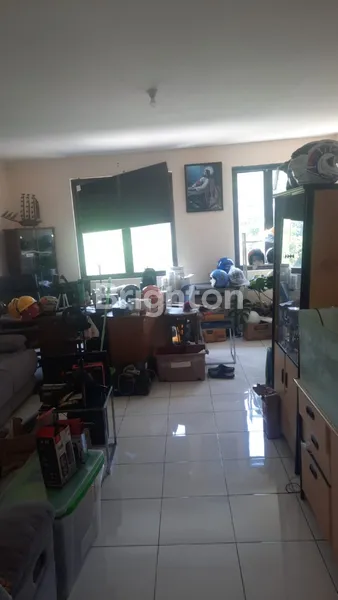 image RUKO DISEWAKAN  DI JALAN UTAMA LEGENDA WISATA, CIBUBUR - LEBAR  4,5 METER PANJANG 12,5 METER (4)