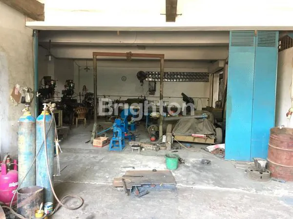 image RUMAH + BENGKEL AKTIF LOKASI STRATEGIS DI TENGAH KOTA PATI  (2)