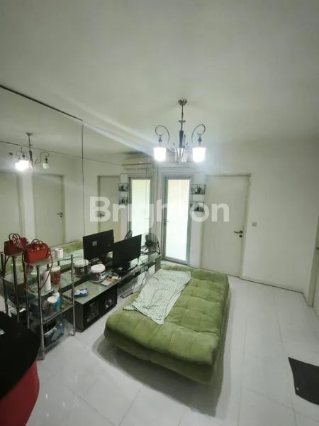 image APARTEMEN FURNISH, 2 KT, VIEW KOLAM RENANG, SEWA (2)