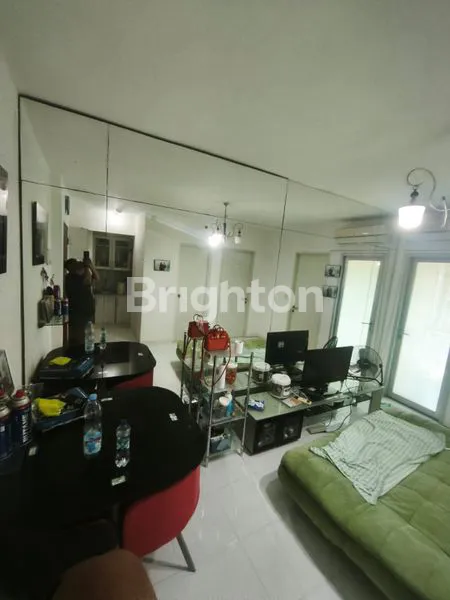 image APARTEMEN FURNISH, 2 KT, VIEW KOLAM RENANG, SEWA (1)