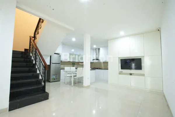 image RUMAH MINIMALIS  DI PERUMAHAN GADING ARCADIA  SEMI FURNISH (3)