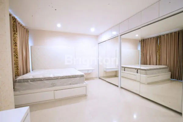 image RUMAH MINIMALIS  DI PERUMAHAN GADING ARCADIA  SEMI FURNISH (7)