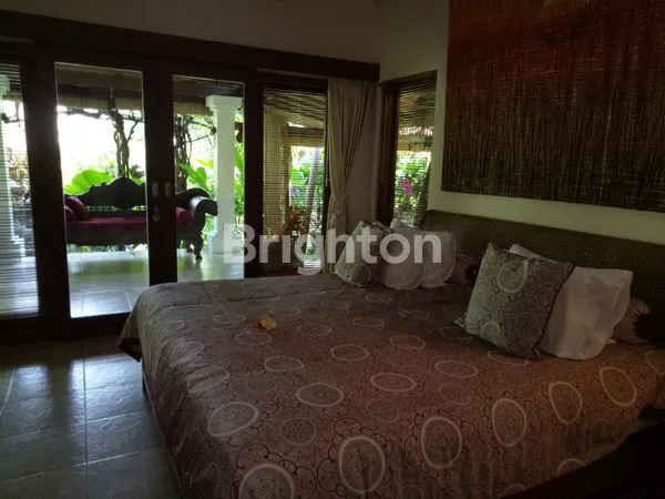image DIJUAL VILLA MEWAH DI MERTASARI SANUR (4)