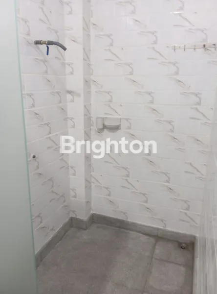 image DISEWAKAN RUMAH AREA TANAH LOT (4)