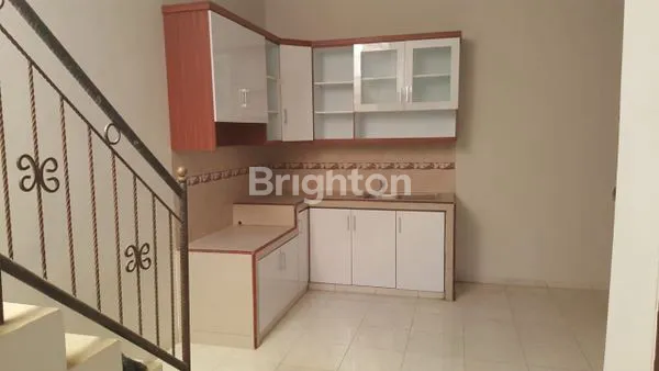 image RUMAH 2 LANTAI MURAH DI BUKIT DIENG MALANG (3)