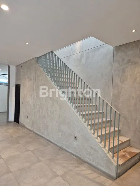 image RUMAH BARU CANTIK SIAP HUNI (3)