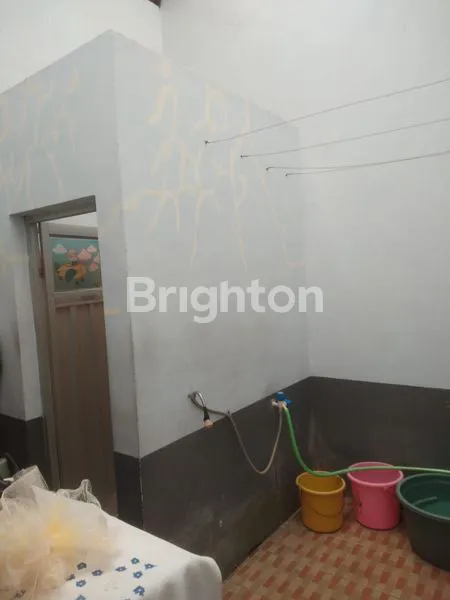 image RUMAH SAWOJAJAR 2 LANTAI RUMAH DEKAT MASJID (6)