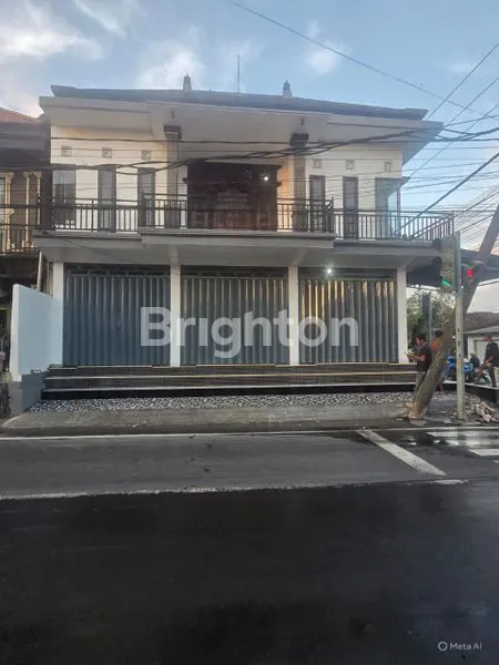 image RUKO 2 LANTAI POSISI HOOK COCOK UNTUK USAHA LOKASI STRATEGIS DI LUKLUK, BADUNG, BALI (2)