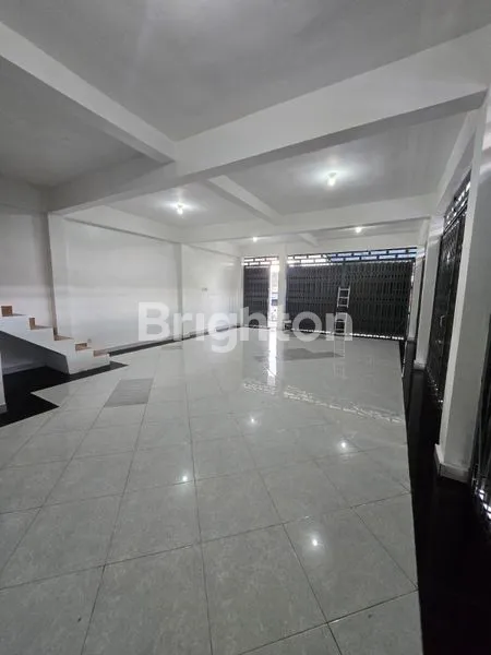 image RUKO 2 LANTAI POSISI HOOK COCOK UNTUK USAHA LOKASI STRATEGIS DI LUKLUK, BADUNG, BALI (3)