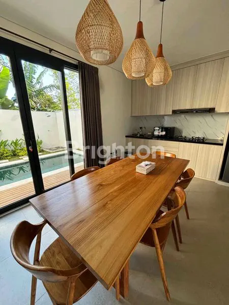 image DIJUAL VILLA FREEHOLD DI SEMINYAK – VIEW SAWAH & LOKASI PREMIUM (3)