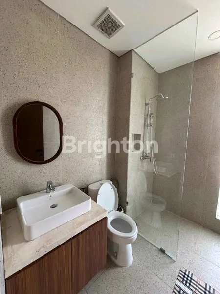 image DIJUAL VILLA FREEHOLD DI SEMINYAK – VIEW SAWAH & LOKASI PREMIUM (7)