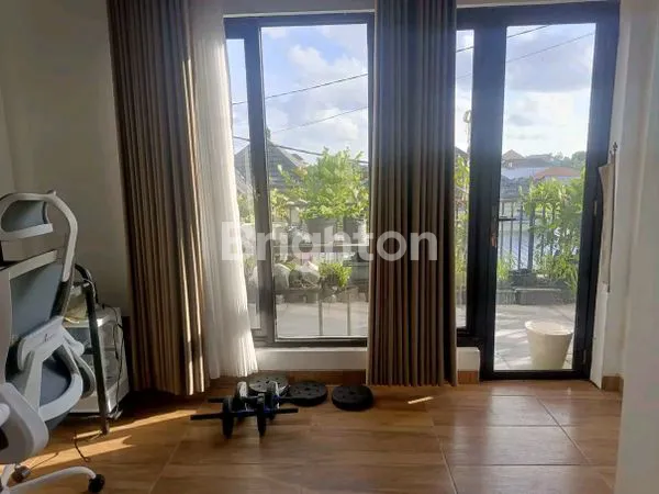 image DIJUAL RUMAH MINIMALIS 2 LANTAI – ANTASURA, DENPASAR UTARA (8)