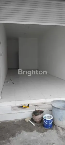 image DISEWAKAN TOKO DAN RUMAH TINGGAL DI BELAKANG TOKO  DI MONANG MANING (6)