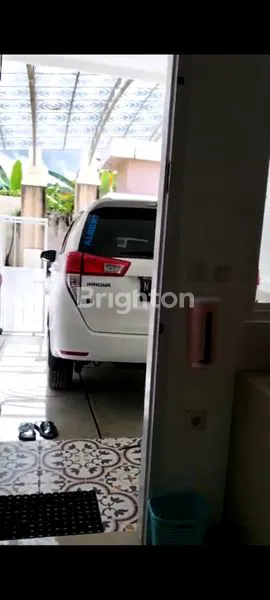 image DIJUAL RUMAH 3 LANTAI FULL FURNISHED VIEW CANTIK AREA TENGAH KOTA BATU PERUMAHAN PESANGGRAHAN BATU POSISI STRATEGIS KAVLING DEPAN GAK MASUK2 (4)