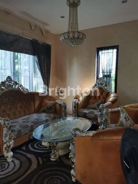 image RUMAH MEWAH  (7)