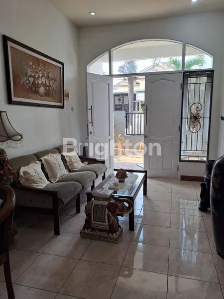 image RUMAH BESAR MEGAH SIDOARJO (3)