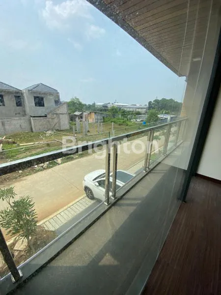 image RUMAH DI THE FIRST STONE KELAPA DUA GADING SERPONG (3)