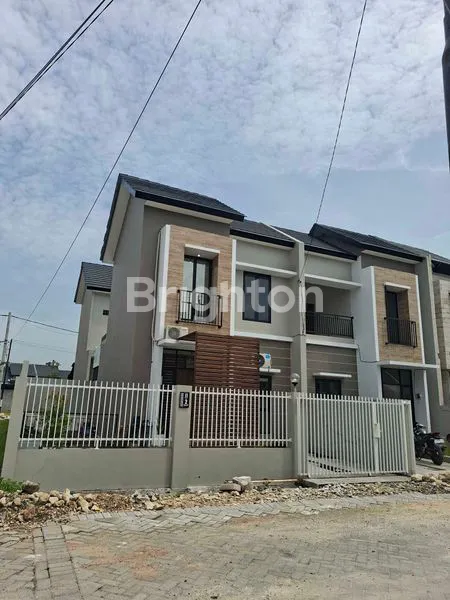 image RUMAH ALANA  TAMBAK OSO SURABAYA (1)