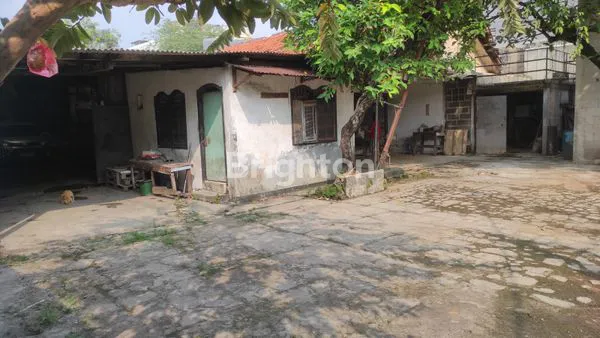 image GUDANG DAERAH KAPUK DEKAT PIK ELANG LAUT PINGGIR JALAN RAYA (2)