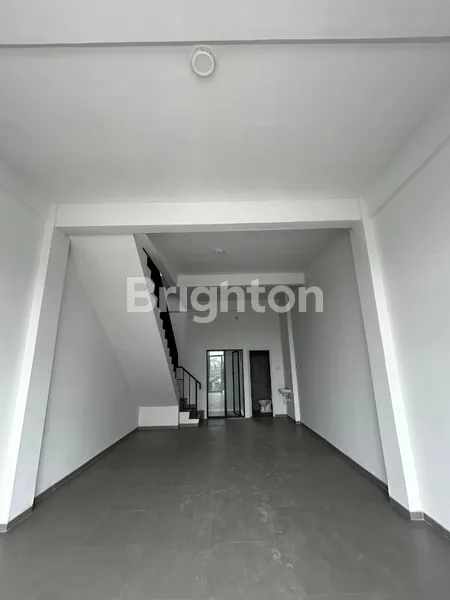 image RUKO GRAND EASTERN SURABAYA BANGUNAN 3 LANTAI (1)