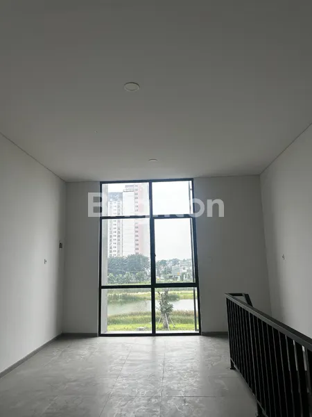 image RUKO GRAND EASTERN SURABAYA BANGUNAN 3 LANTAI (5)