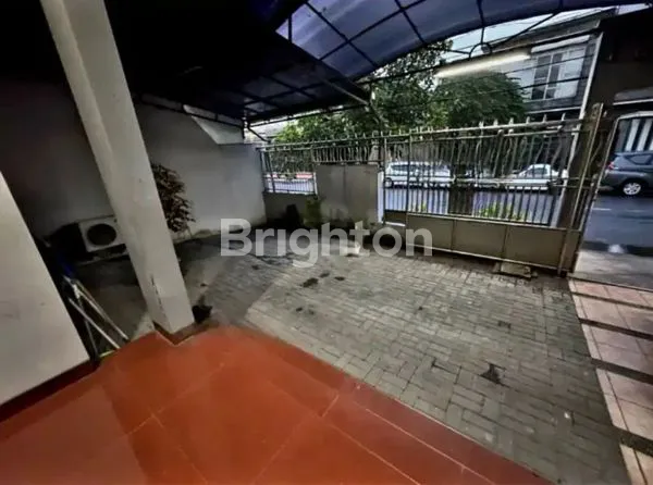 image RUMAH 1 LANTAI SELANGKAH GAYUNGAN JAMBANGAN DEKAT MALL CITO DAN AKSES TOL (2)