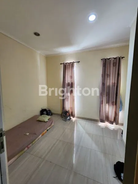 image JUAL CEPAT RUMAH 2LANTAI DEKAT BANDARA SOEKARNO (4)