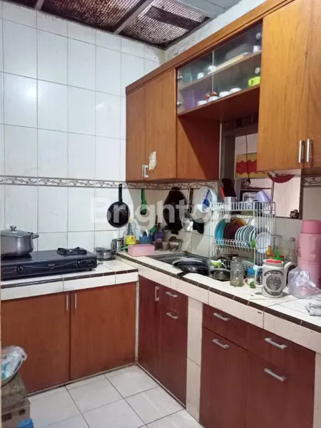 image RUMAH SIAP HUNI STRATEGIS DI PONDOK BAMBU JAKARTA TIMUR (3)