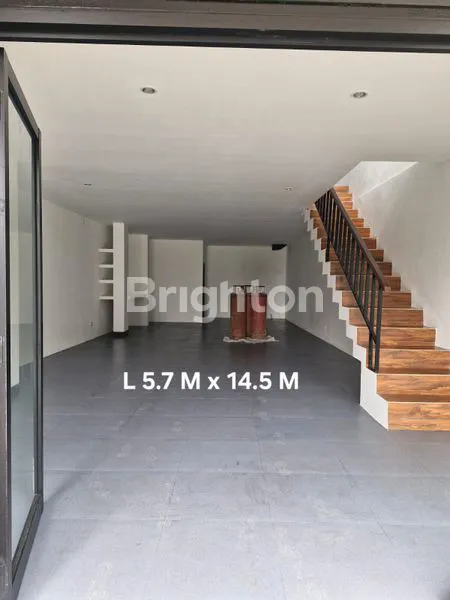 image RUKO PINGGIR JALAN AREA PANTAI BERAWA RAMAI PENGUNJUNG  (6)