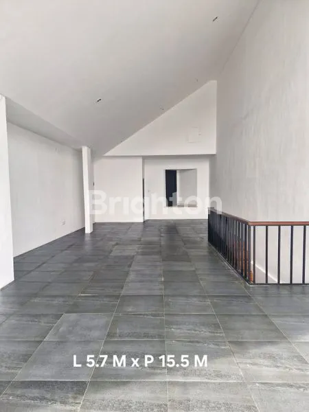 image RUKO PINGGIR JALAN AREA PANTAI BERAWA RAMAI PENGUNJUNG  (4)