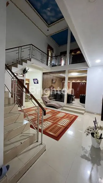 image RUMAH 2 LANTAI DAN RUKO  (3)