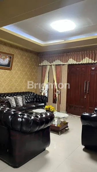 image RUMAH 2 LANTAI DAN RUKO  (4)