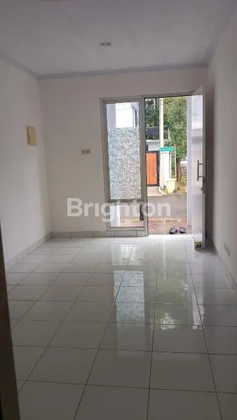 image RUMAH DI NAPOLI VILLAGE GADING SERPONG (1)