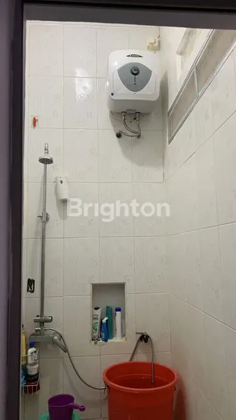 image RUMAH 2 LANTAI SIAP HUNI DI LEBAK JAYA, SURABAYA (8)