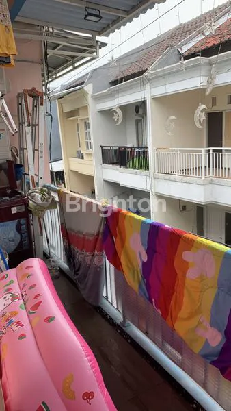 image RUMAH 2 LANTAI SIAP HUNI DI LEBAK JAYA, SURABAYA (6)